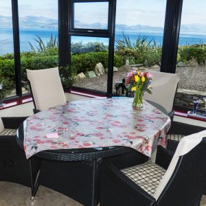 Der Herzenswunsch, Sunroom with Sea and Mountain Views Pict. 1, Rent a Cottage in Ireland along the Ring of Kerry