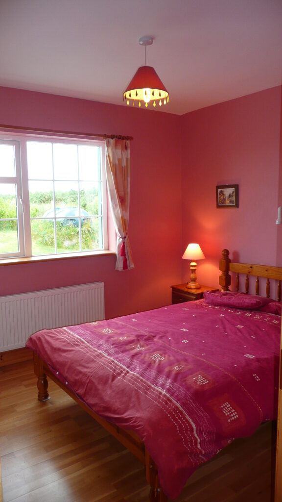 Holiday Home, Cahersiveen, Kerry, Irland, Margarets Bedroom 1